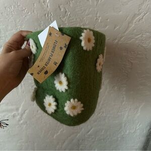 Urban Outfitters Home - 100% Wool Flower Planter Cover NWT